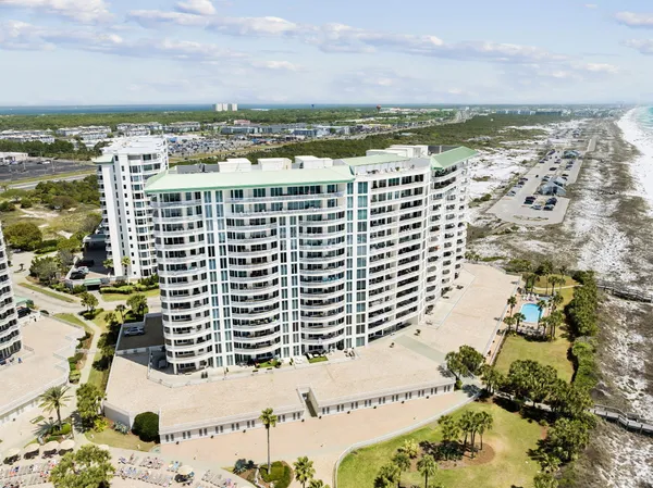 $1,600,000 | 15400 Emerald Coast Parkway, Unit 304, Destin, FL 32541