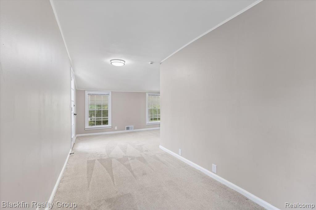 1415 John R Road Rochester, MI 48307 - Photo 12 of 40