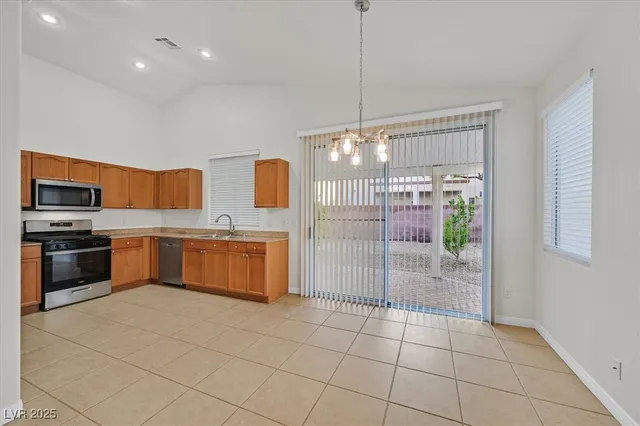 $2,095 | 767 Wigan Pier Drive, Henderson, NV 89002