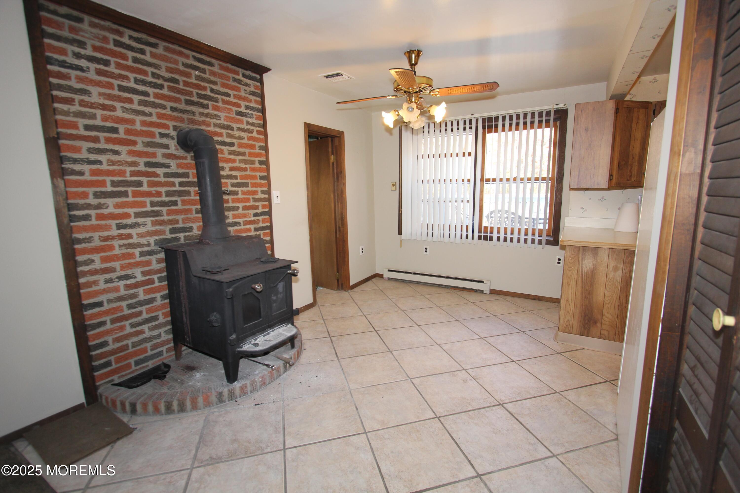 265 Spring Valley Road Morganville, NJ 07751 - Photo 11 of 22 265 Spring Valley - 10