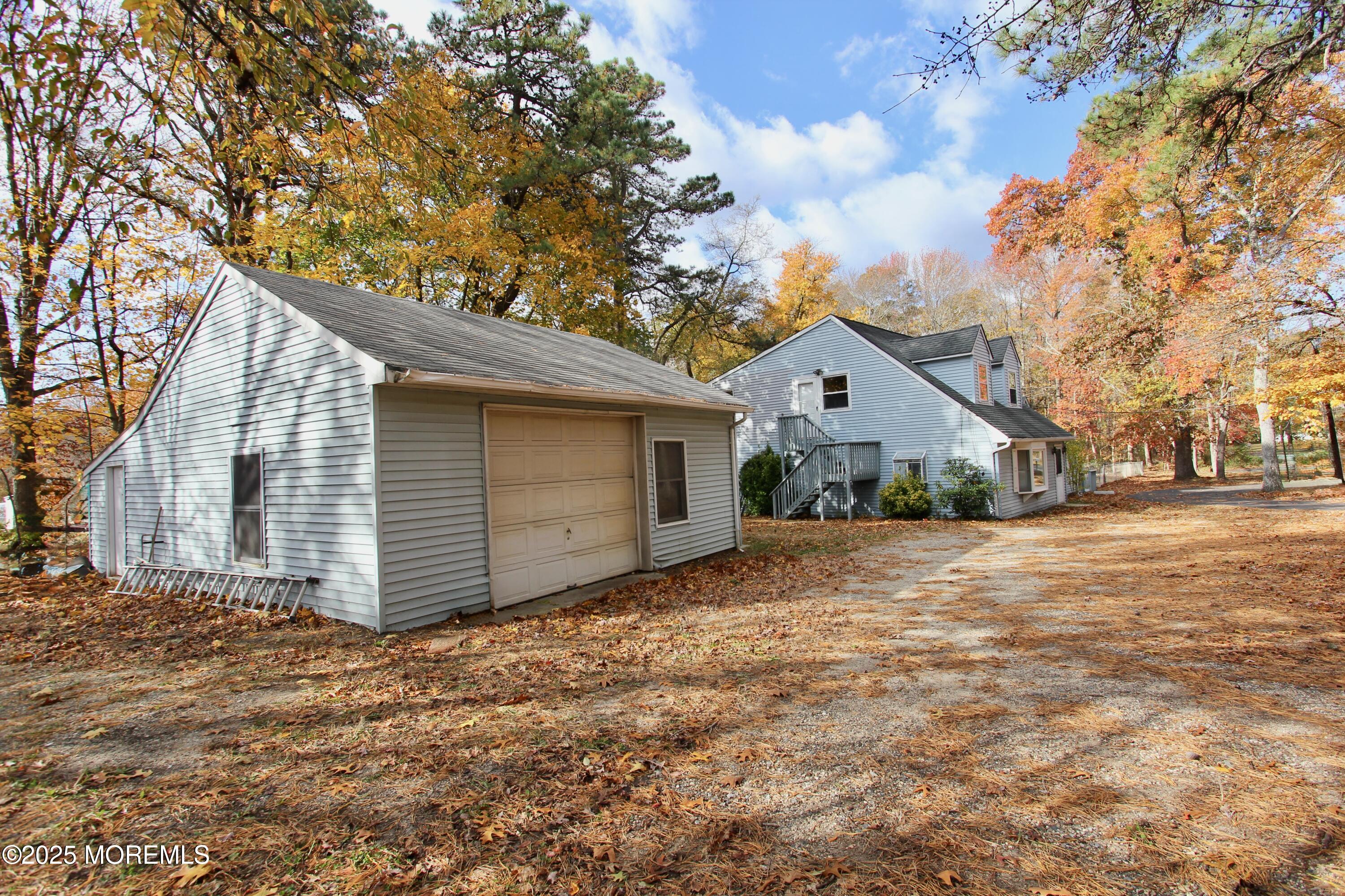 265 Spring Valley Road Morganville, NJ 07751 - Photo 17 of 22 265 Spring Valley - 5