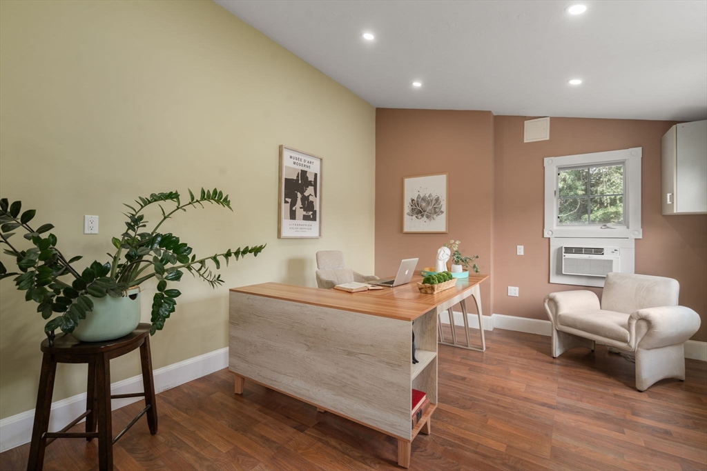17 Clara Road Framingham, MA 01701 - Photo 18 of 41 Gallery Image 18