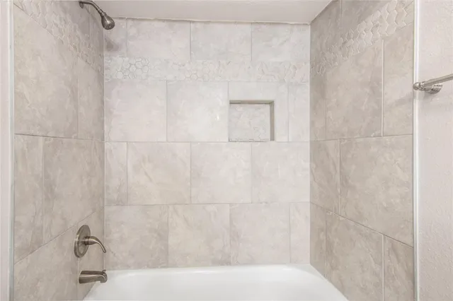 $1,850 | 1702 Athens Drive, New Caney, TX 77357