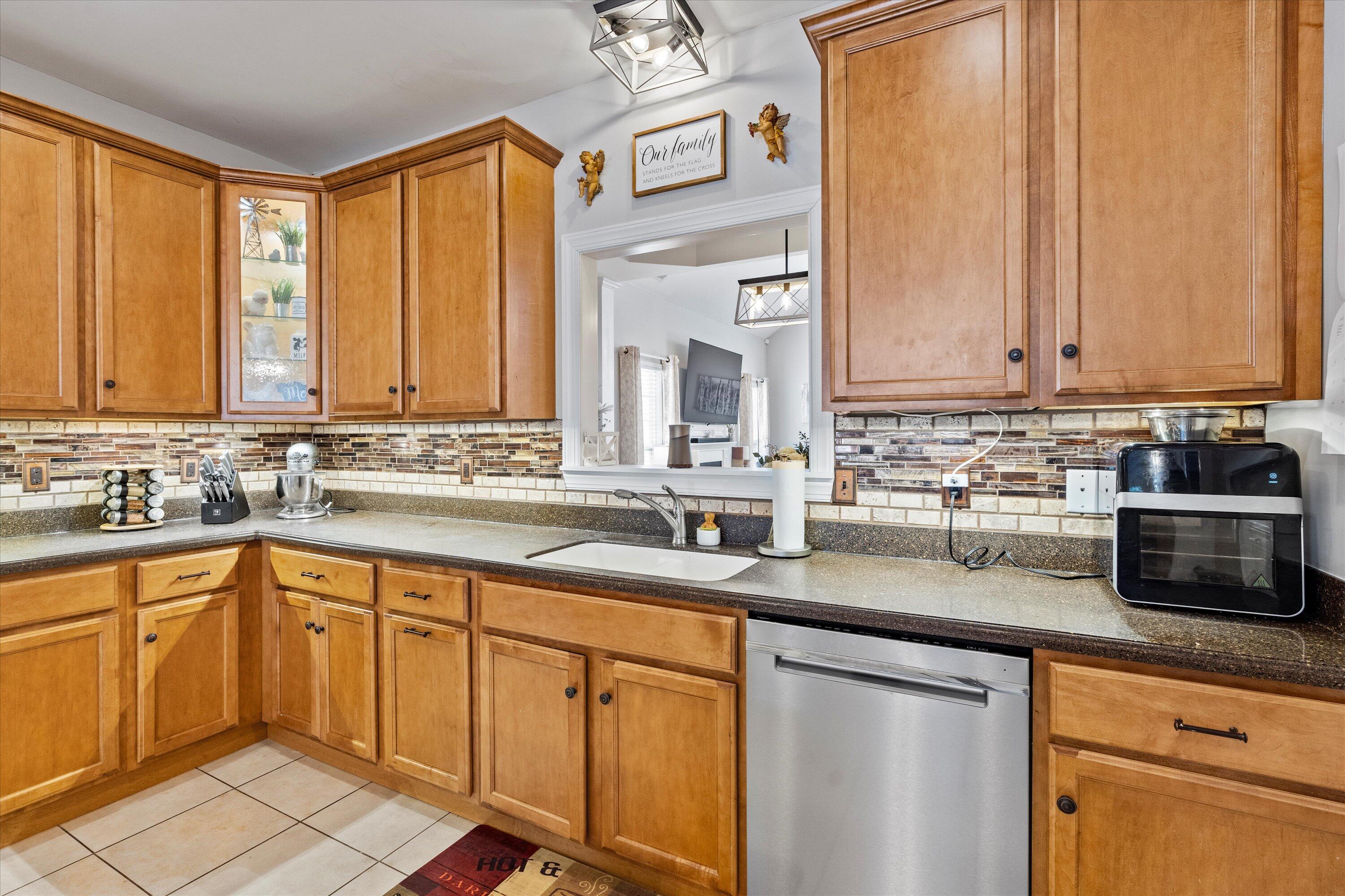 4813 Eldridge Road Hixson, TN 37343 - Photo 11 of 31 12-4813 Eldridge rd-12