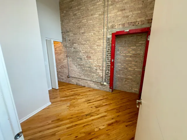 $421,500 | 1735 North Paulina Street, Unit 212, Chicago, IL 60622