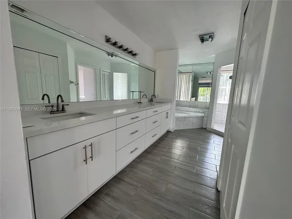 $3,350 | 14832 Southwest 104th Street, Unit 9, Miami, FL 33196