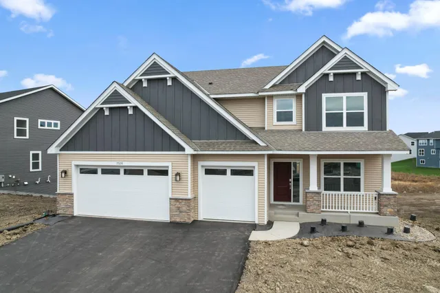 $568,045 | 7528 Lotus Lane, Lino Lakes, MN 55038