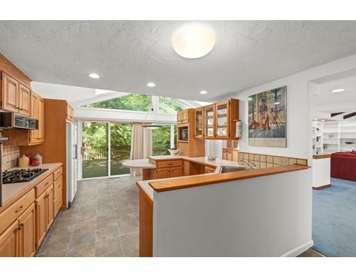 91 Hemlock Road Sudbury, MA 01776 - Photo 6 of 30