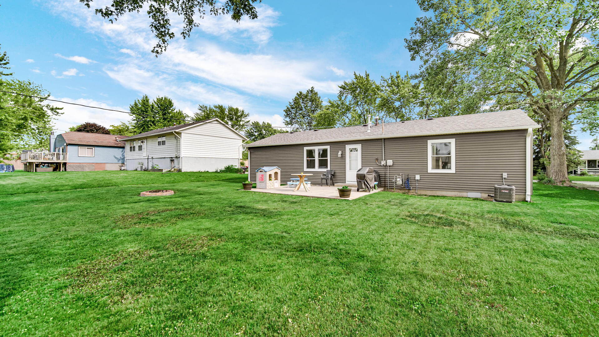730 Apache Lane Lowell, IN 46356 - Photo 21 of 21 1919x1080
