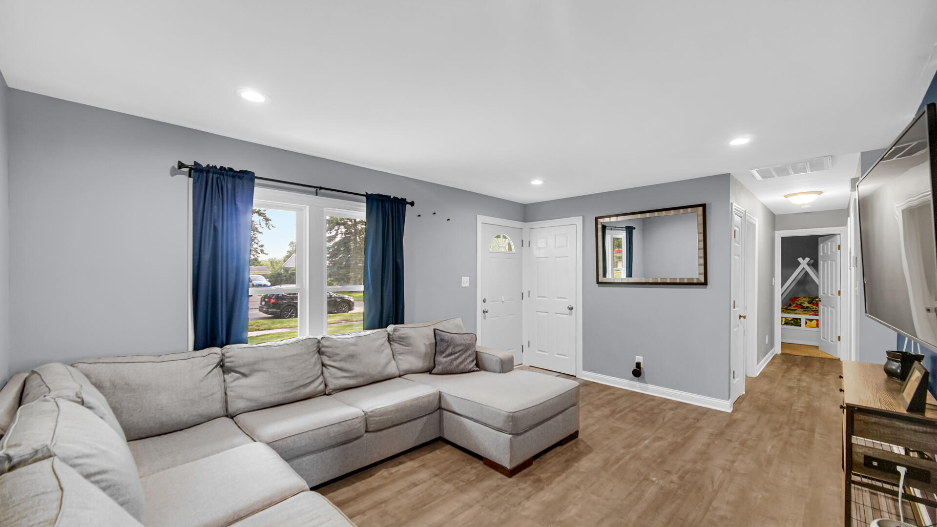 730 Apache Lane Lowell, IN 46356 - Photo 5 of 21 1919x1080