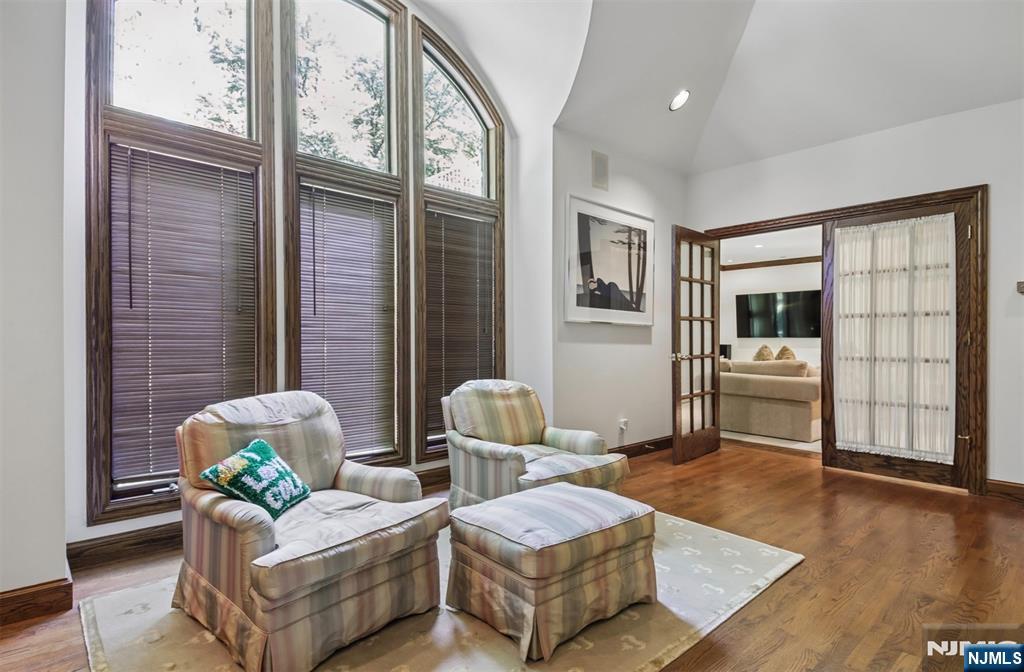 830 Shore Drive Butler, NJ 07405 - Photo 26 of 43