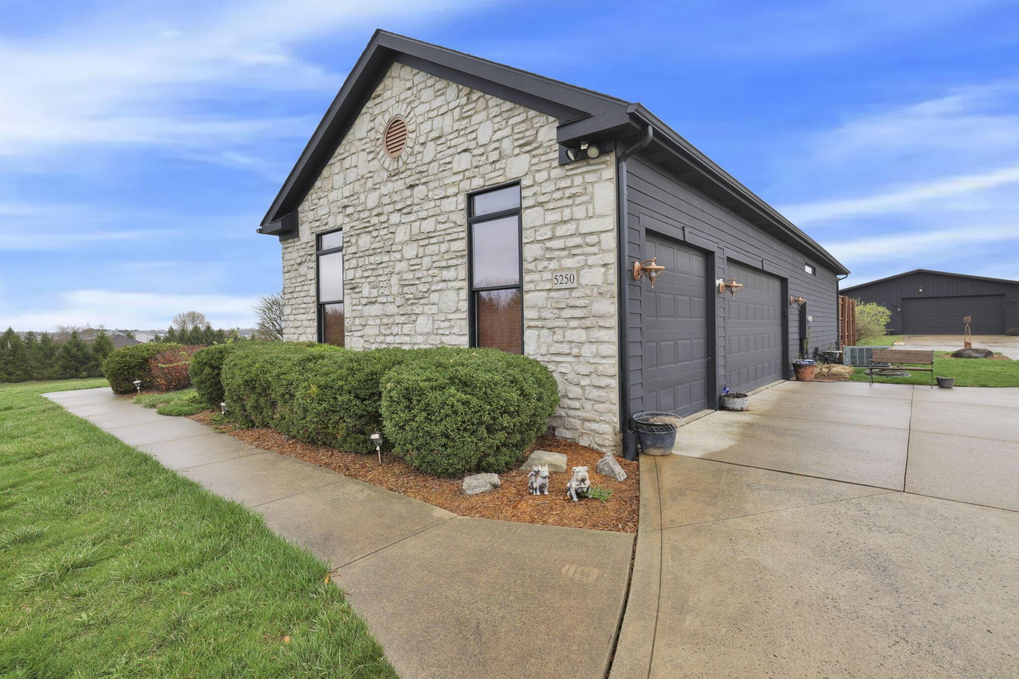 5250 Coakley Road Northwest Carroll, OH 43112 - Photo 7 of 90 7-web-or-mls-GR7A5986