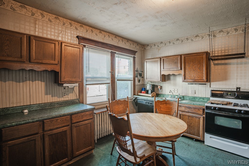 1092 Abbott Road Buffalo, NY 14220 - Photo 7 of 26