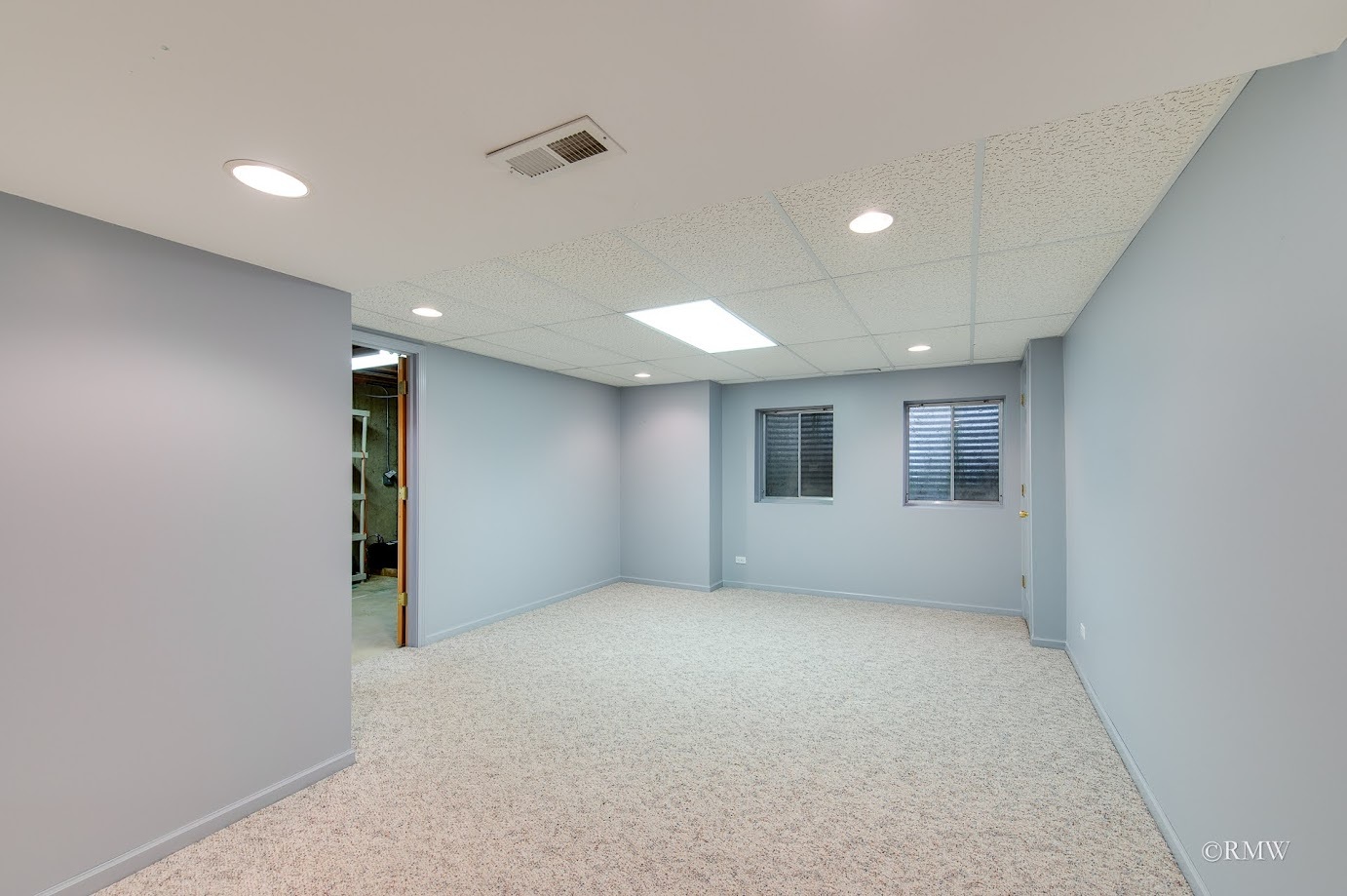 101 Bay Drive Itasca, IL 60143 - Photo 26 of 29 a view of an empty room