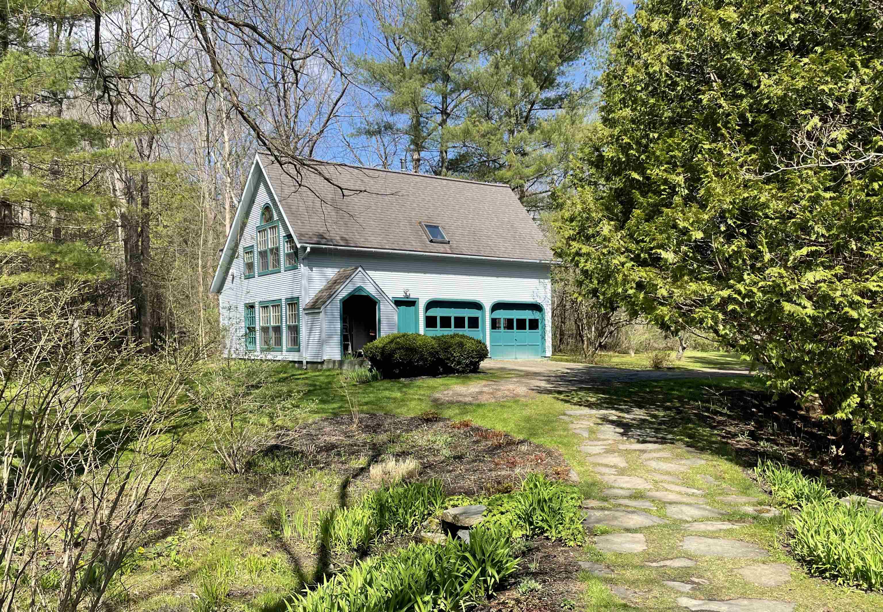 341 Mountain Road Monkton, VT 05443 - Photo 34 of 40 Gallery Image 34