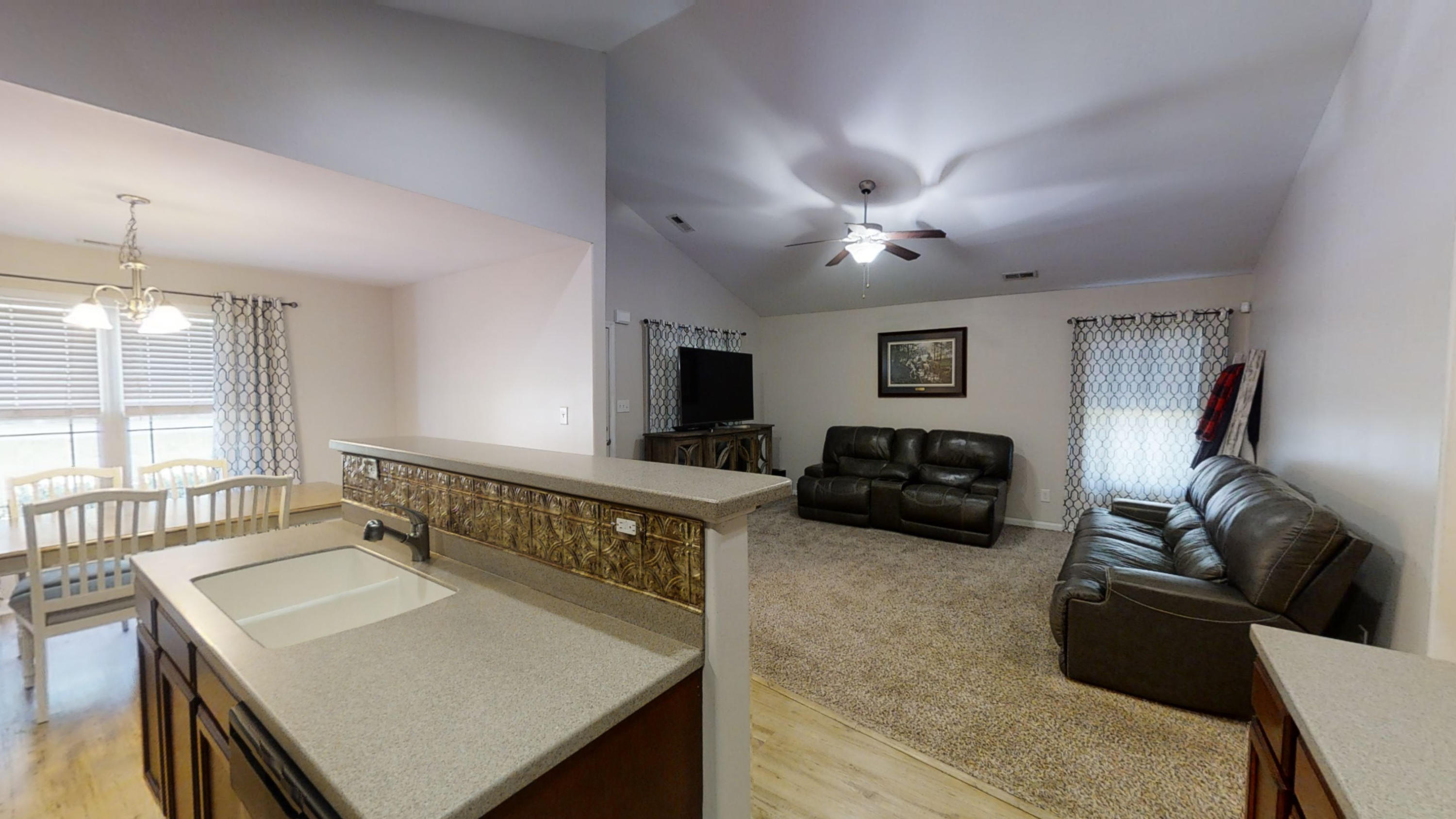 283 Richlands Loop Road Richlands, NC 28574 - Photo 17 of 44 17 - Kitchen