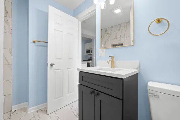 $195,500 | 1722 Charles Street, Rockford, IL 61104