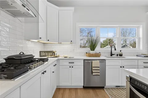 $849,000 | 1 Stoneridge Road, Smithfield, RI 02917