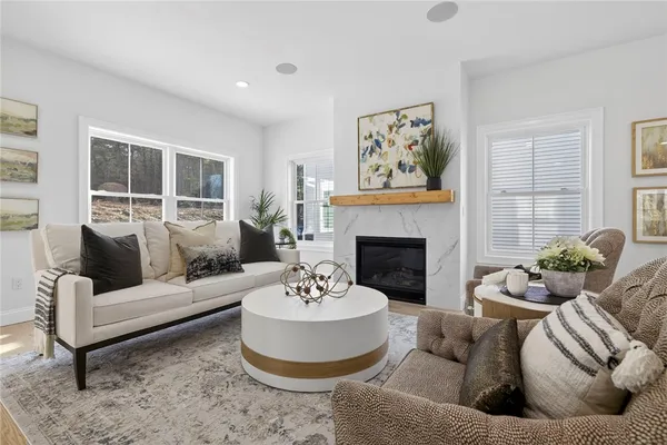 $849,000 | 1 Stoneridge Road, Smithfield, RI 02917