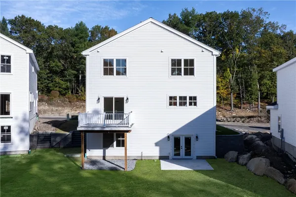 $849,000 | 1 Stoneridge Road, Smithfield, RI 02917
