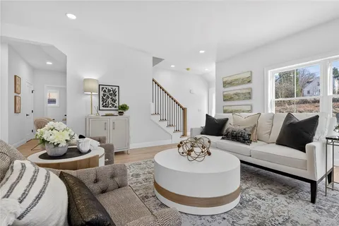 $849,000 | 1 Stoneridge Road, Smithfield, RI 02917