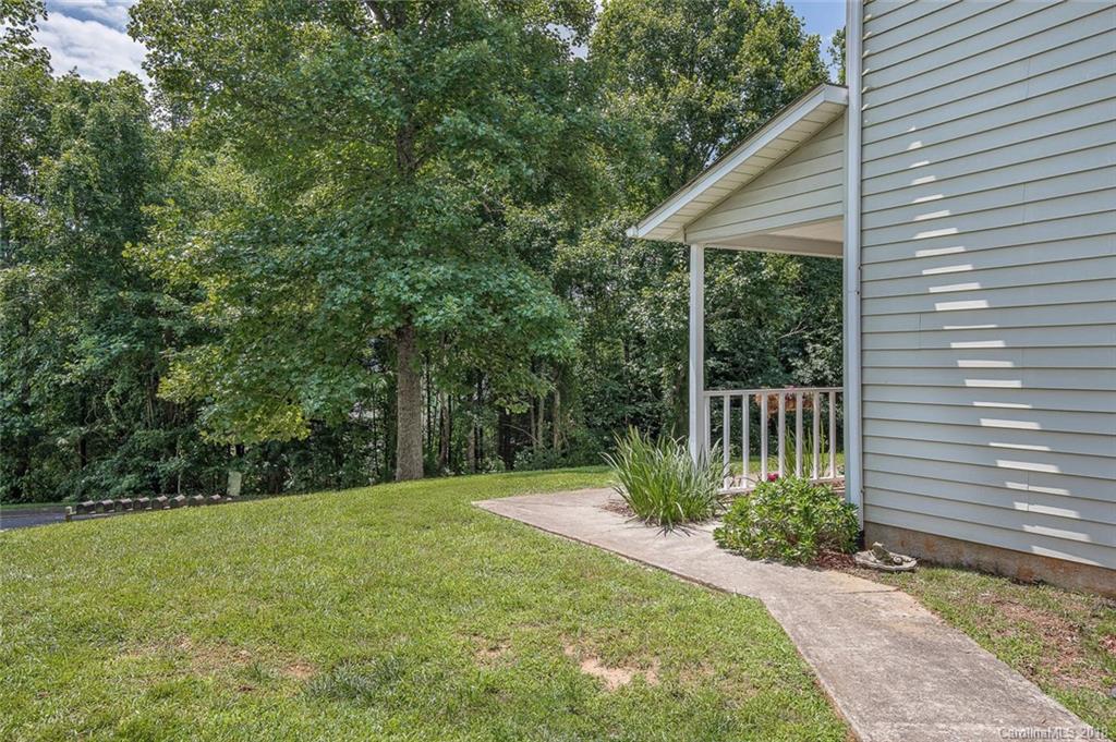 11 Rocking Porch Road Asheville, NC 28805 - Photo 8 of 26 Gallery Image 8