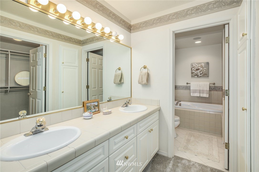 6618 Riviera Court Southeast Lacey, WA 98513 - Photo 17 of 34 Gallery Image 17