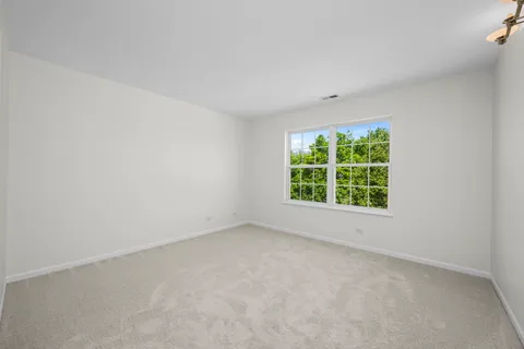 $639,900 | 6065 Irene Drive, Hoffman Estates, IL 60192