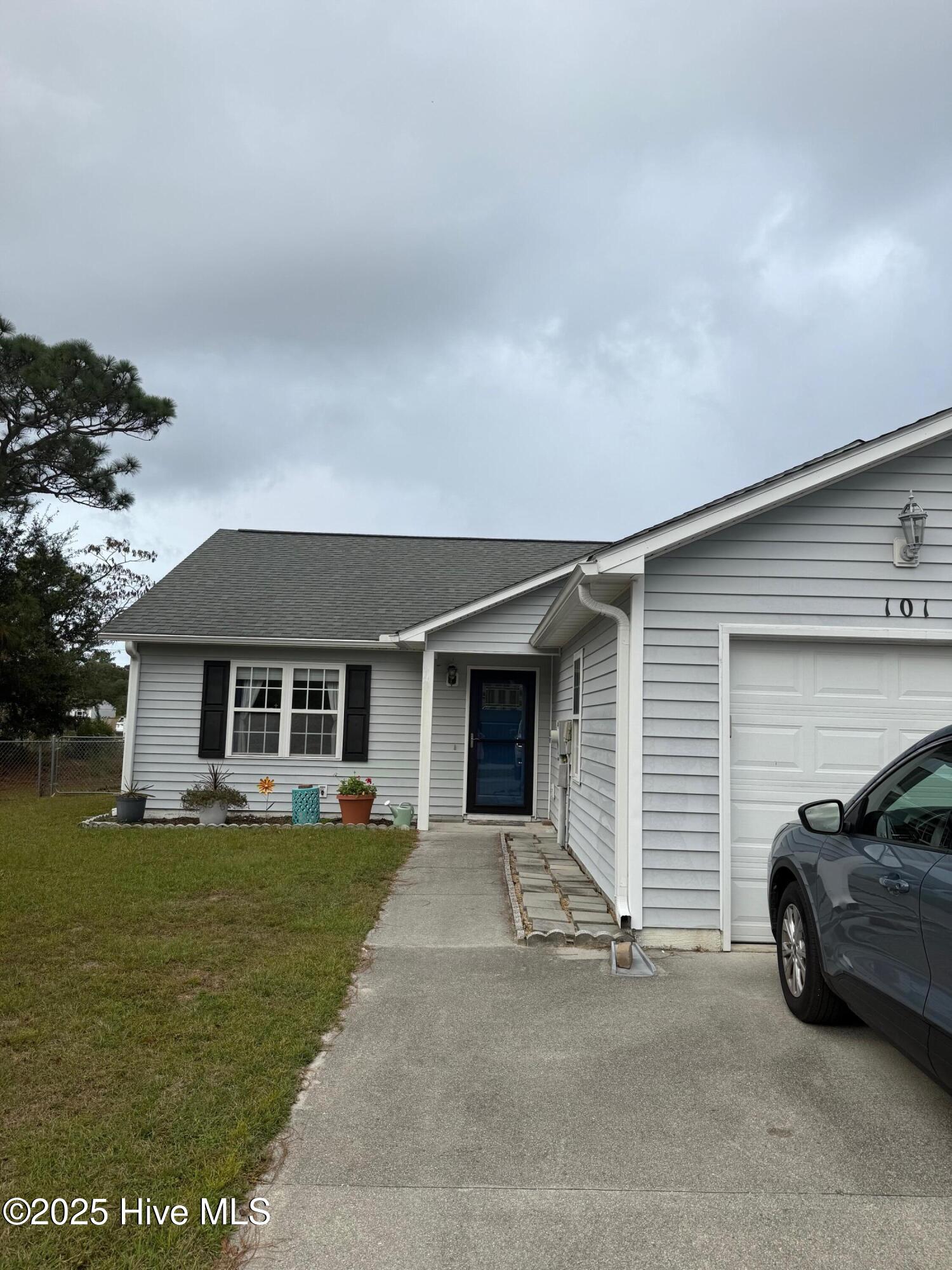 101 Charlton Road Hubert, NC 28539 - Photo 1 of 14 IMG_1143