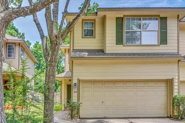 $1,980 | 163 North Burberry Park Circle, The Woodlands, TX 77382
