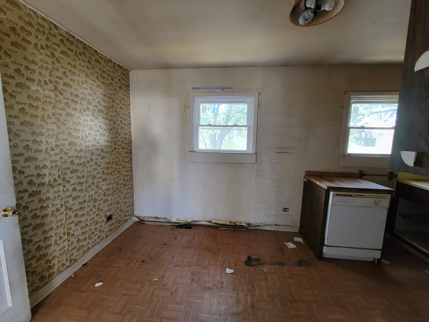 1946 Delaware Road Waukegan, IL 60087 - Photo 7 of 19