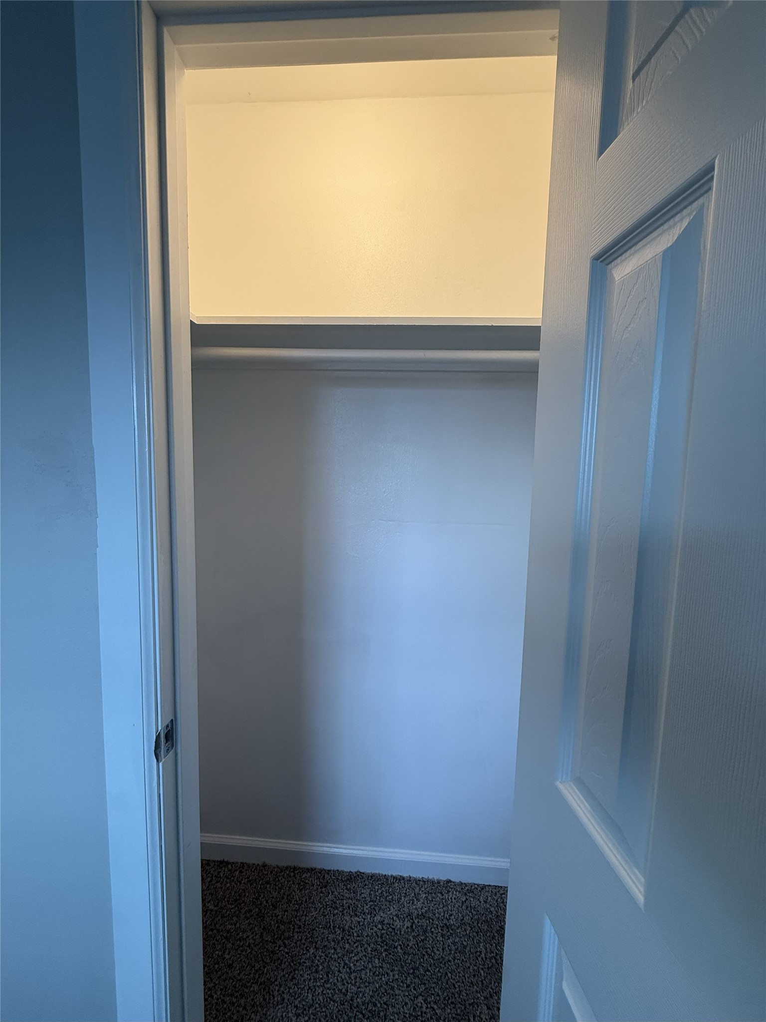 1824 Thonig Road, Unit 10 Houston, TX 77055 - Photo 11 of 17 a view of small space with a window