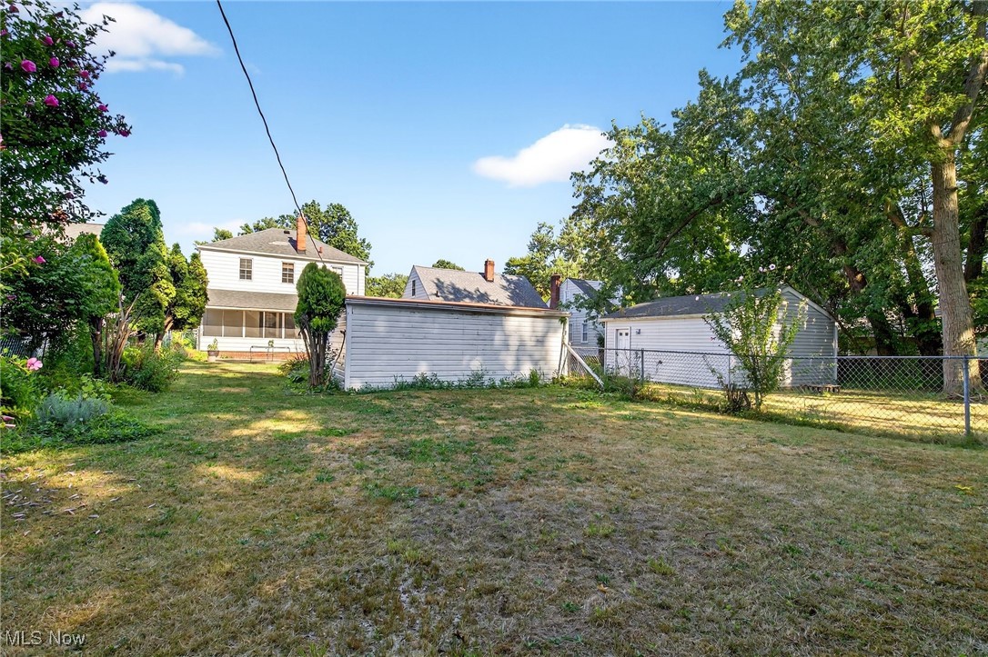 1078 Winston Road Cleveland, OH 44121 - Photo 40 of 47