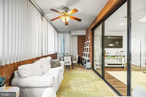 $4,000 | 1001 North Vermont Street, Unit 105, Arlington, VA 22201