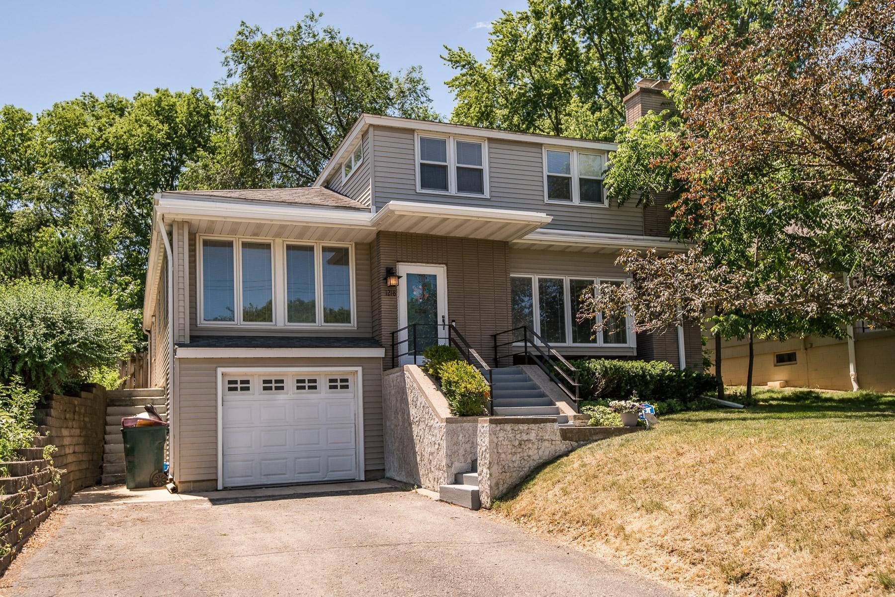 1218 6th Street Southwest Rochester, MN 55902 - Photo 1 of 33