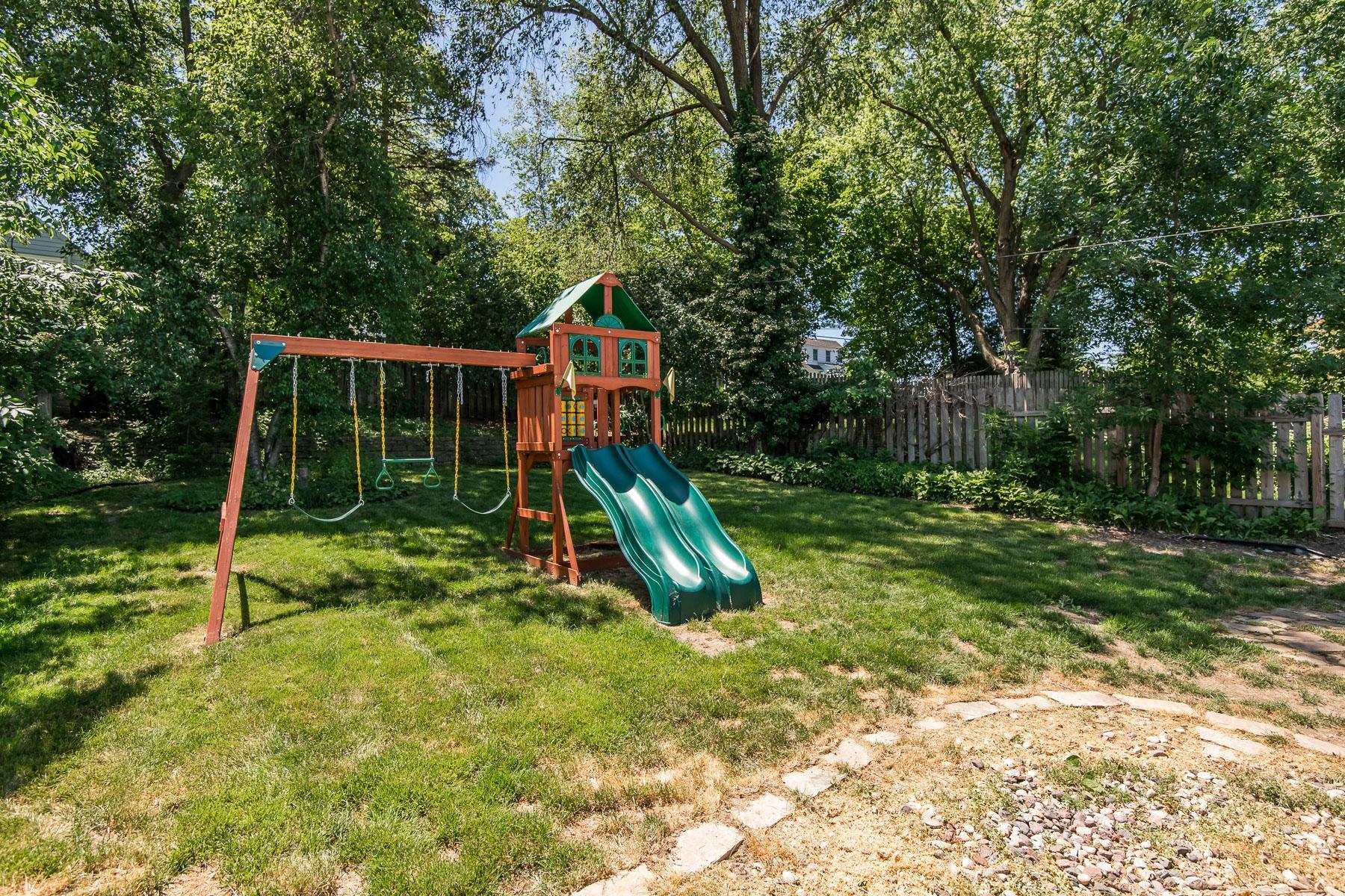 1218 6th Street Southwest Rochester, MN 55902 - Photo 26 of 33