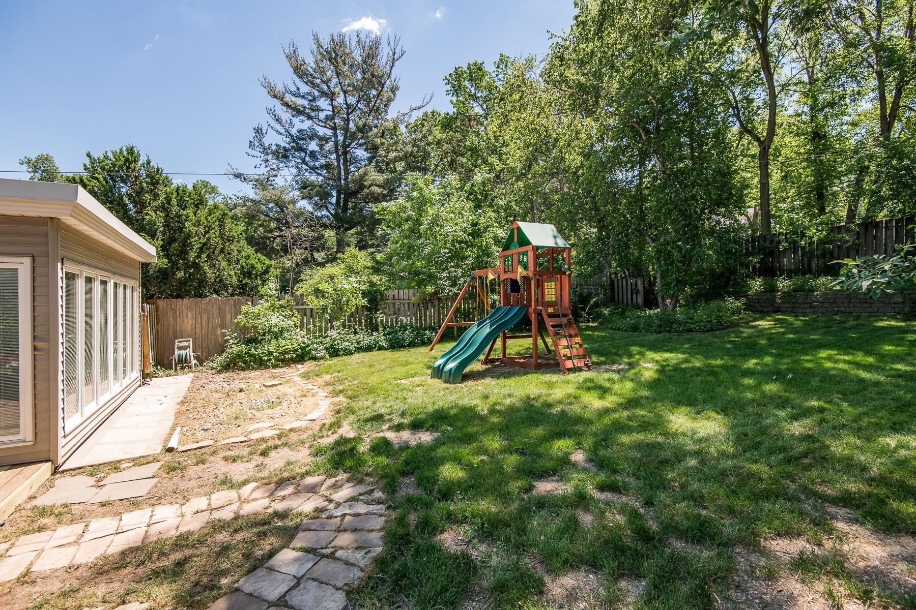 1218 6th Street Southwest Rochester, MN 55902 - Photo 27 of 33