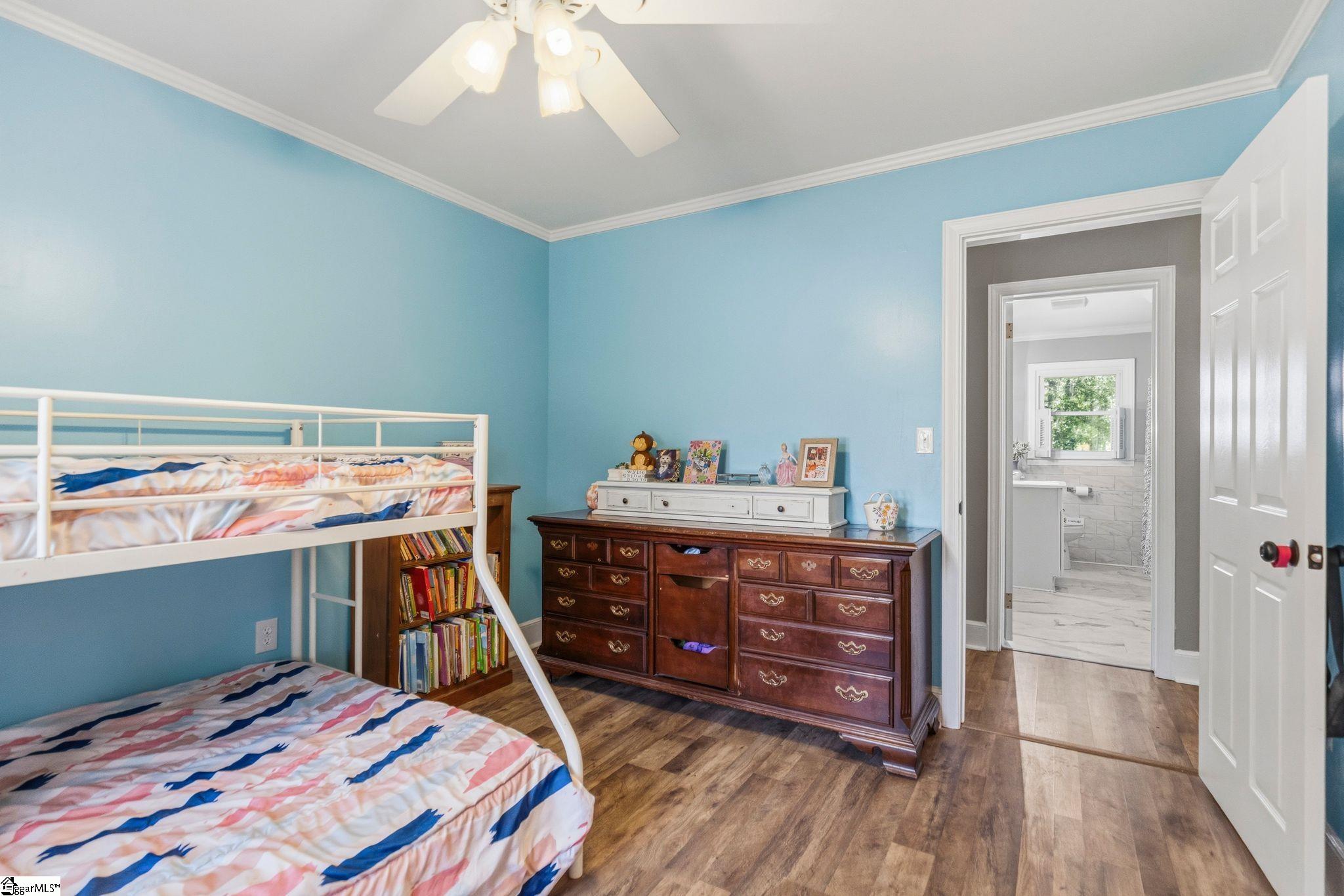 803 Calvert Avenue Clinton, SC 29325 - Photo 13 of 36