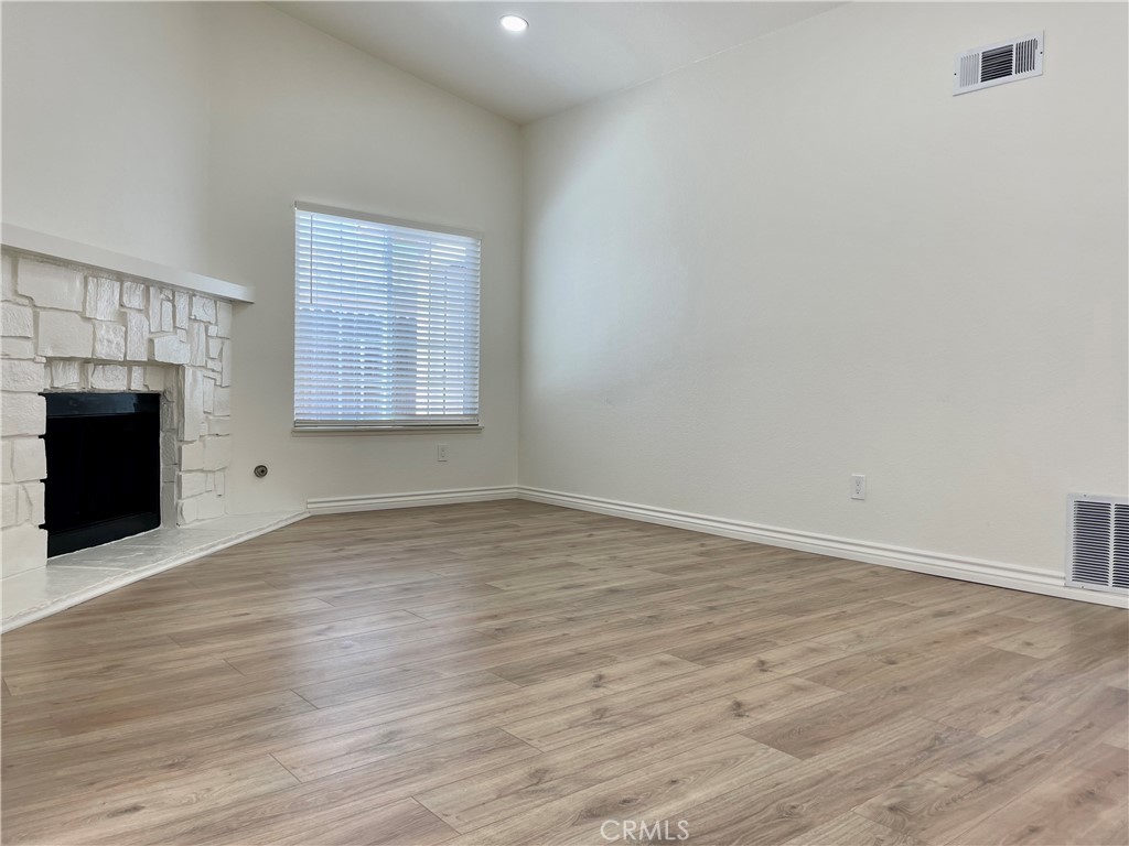 29928 Evans Road Menifee, CA 92586 - Photo 5 of 45 Living Room