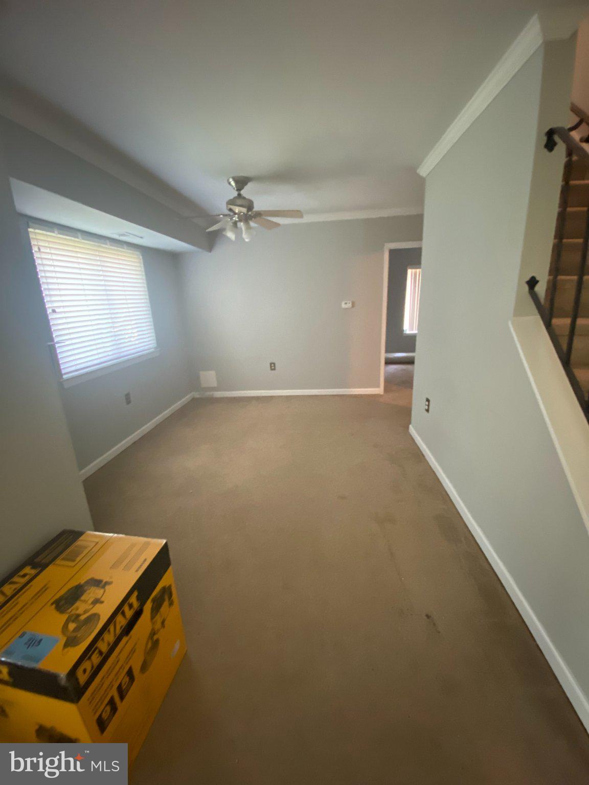 602 Timber Creek Road Lindenwold, NJ 08021 - Photo 9 of 24 Spacious, light-filled living area.