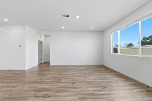 $517,499 | 331 Lolly Way, Los Banos, CA 93635