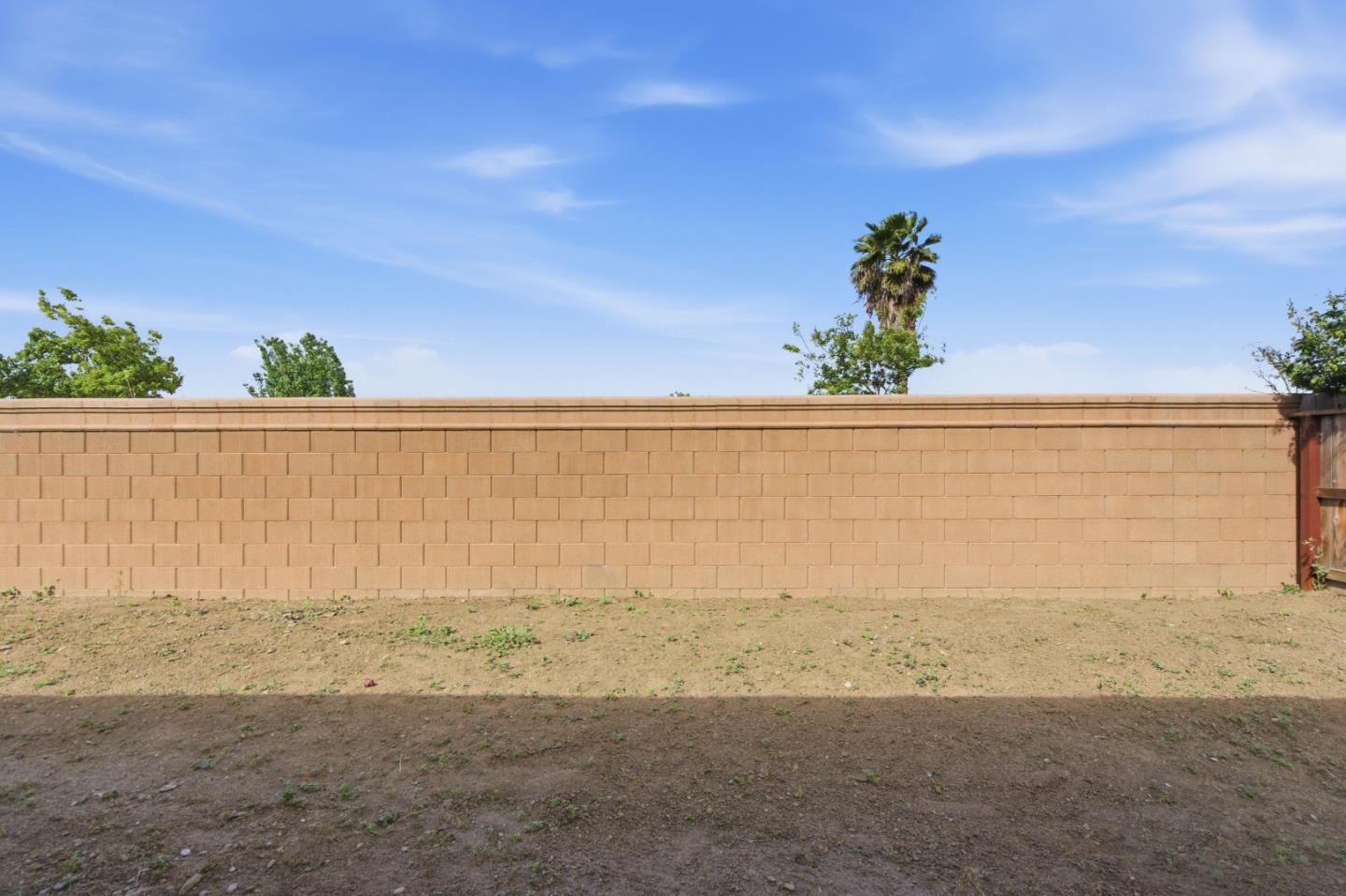 331 Lolly Way Los Banos, CA 93635 - Photo 26 of 31 a view of ocean