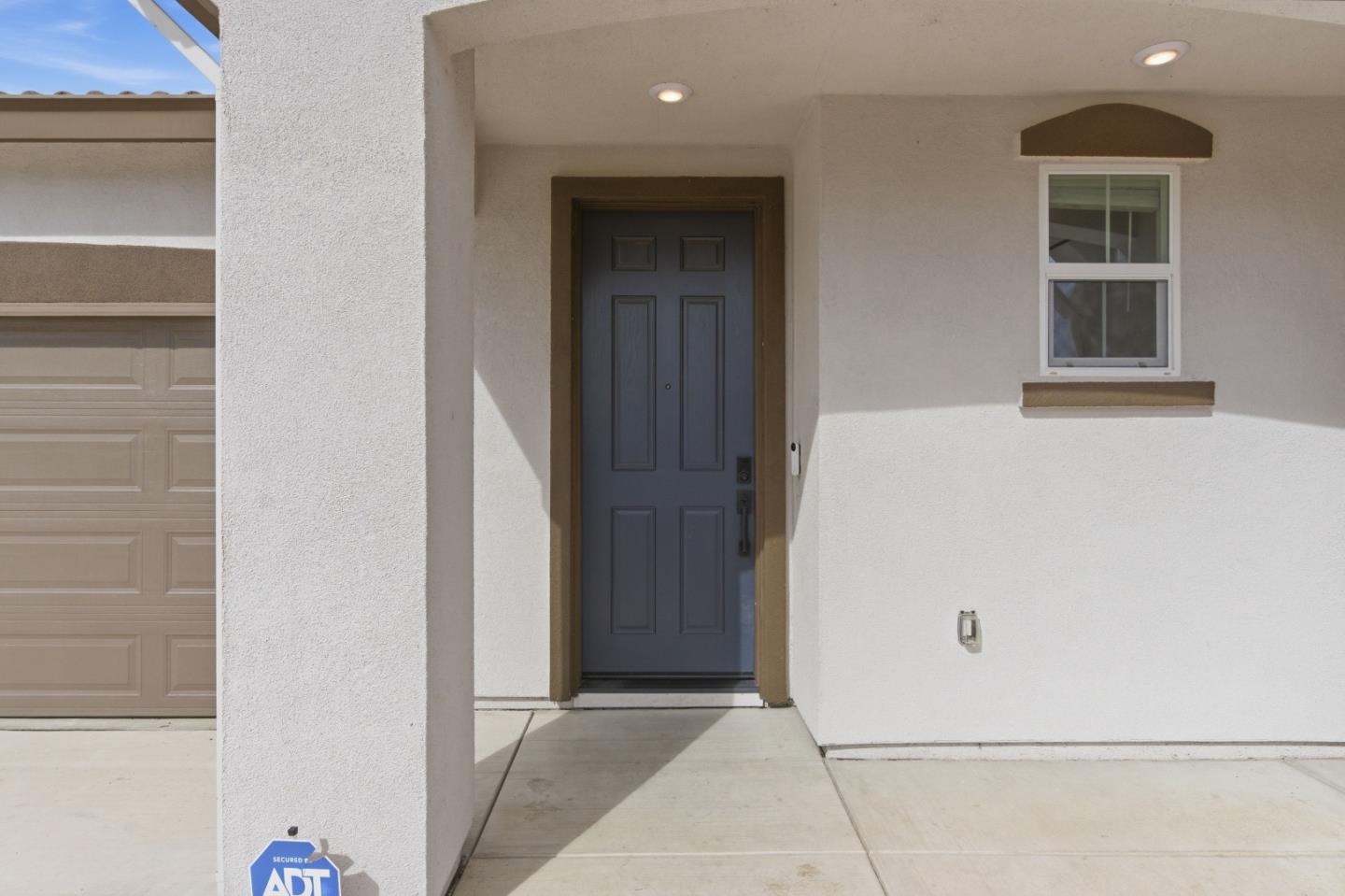 331 Lolly Way Los Banos, CA 93635 - Photo 5 of 31 a view of door