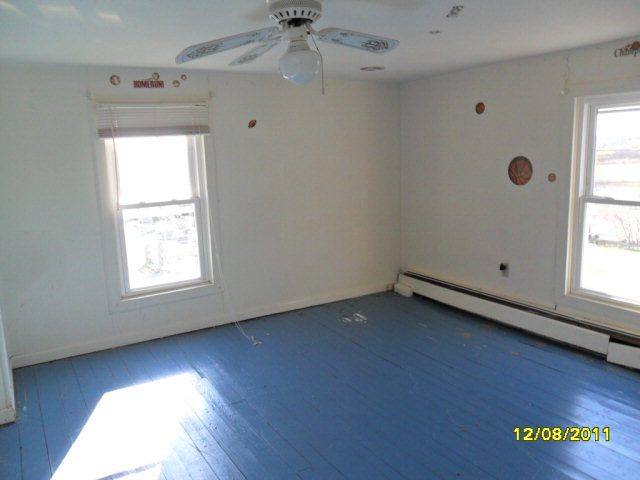 40 Click Road Weyers Cave, VA 24486 - Photo 8 of 11 Gallery Image 8