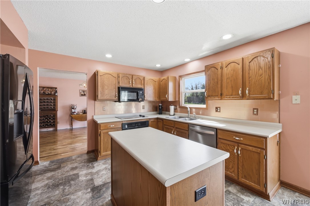 22 Ranch Trail Orchard Park, NY 14127 - Photo 13 of 46