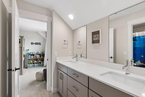 $1,199,900 | 4605 Sunset Lane, Excelsior, MN 55331