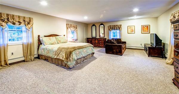7 Lyndon Road Sharon, MA 02067 - Photo 9 of 15 Gallery Image 9