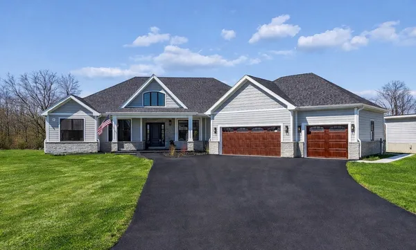$727,000 | 10408 Henning Drive, Huntley, IL 60142