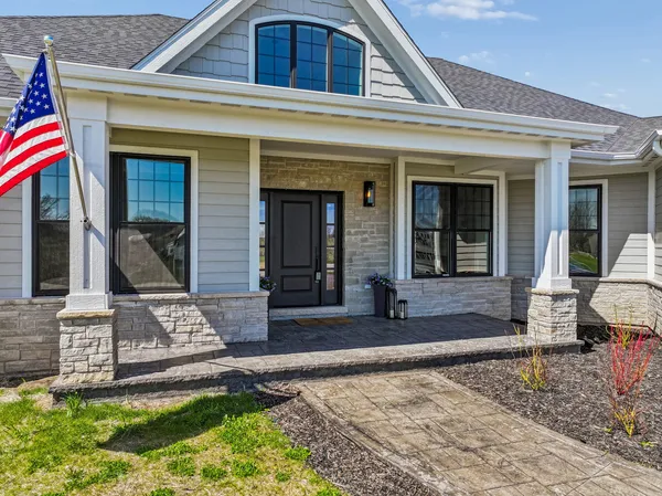 $727,000 | 10408 Henning Drive, Huntley, IL 60142