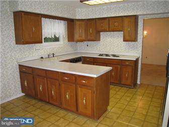 360 Level Road Collegeville, PA 19426 - Photo 4 of 12 Kitchen